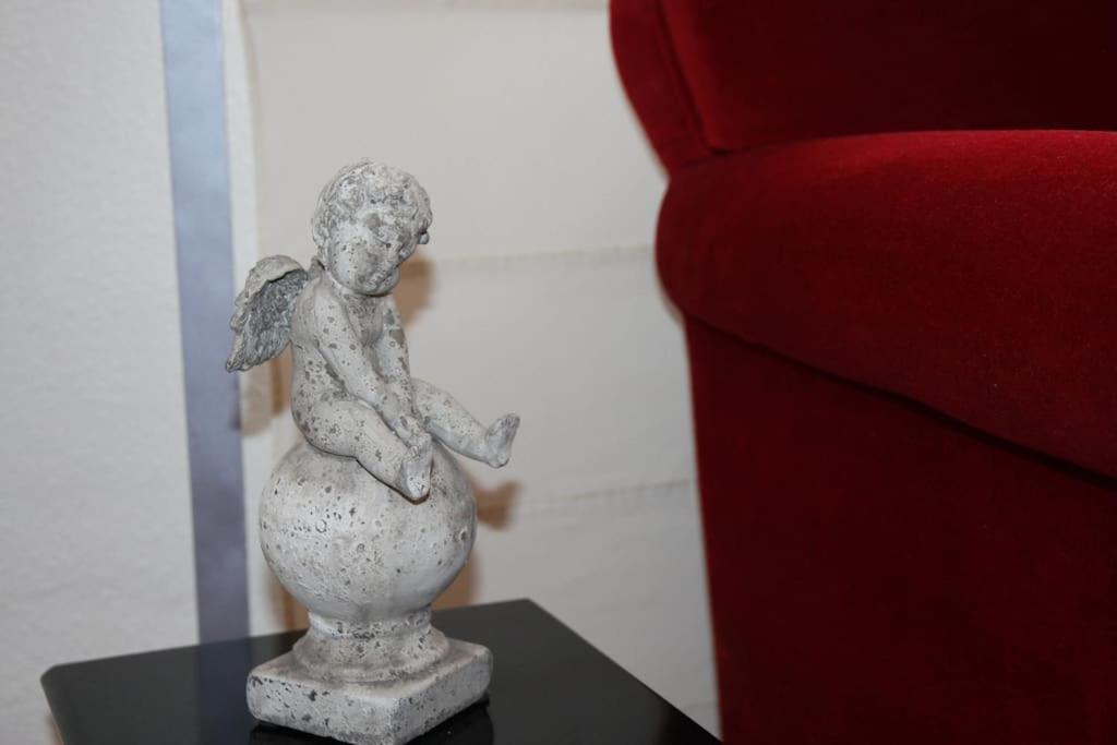 Luminoso. Comodo. Acogedor. Wifi. Junto A Ave Valencia Exterior photo