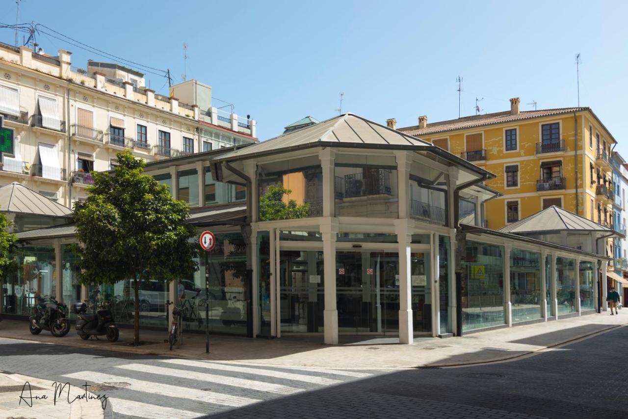Luminoso. Comodo. Acogedor. Wifi. Junto A Ave Valencia Exterior photo