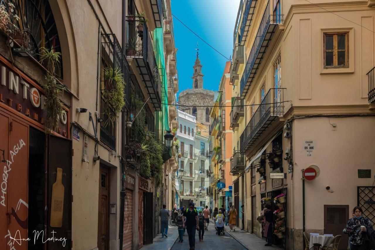 Luminoso. Comodo. Acogedor. Wifi. Junto A Ave Valencia Exterior photo