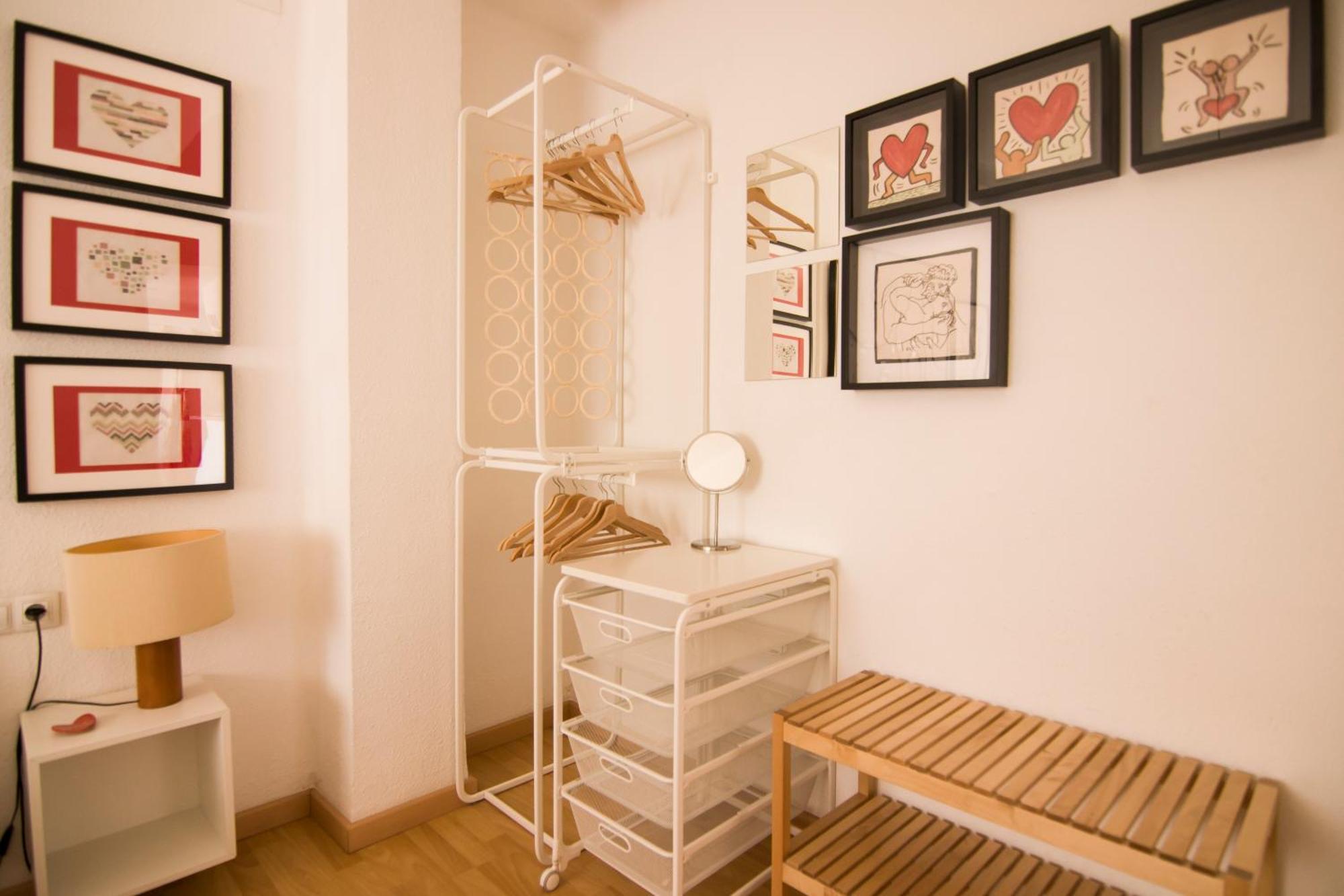 Luminoso. Comodo. Acogedor. Wifi. Junto A Ave Valencia Exterior photo